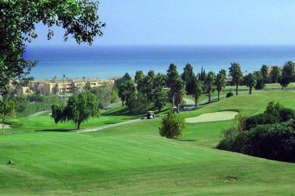 Xxii Apartamentos Morales&Arnal إِستيبونا المظهر الخارجي الصورة