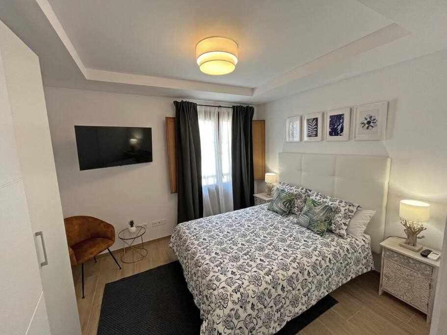 Xxii Apartamentos Morales&Arnal إِستيبونا المظهر الخارجي الصورة