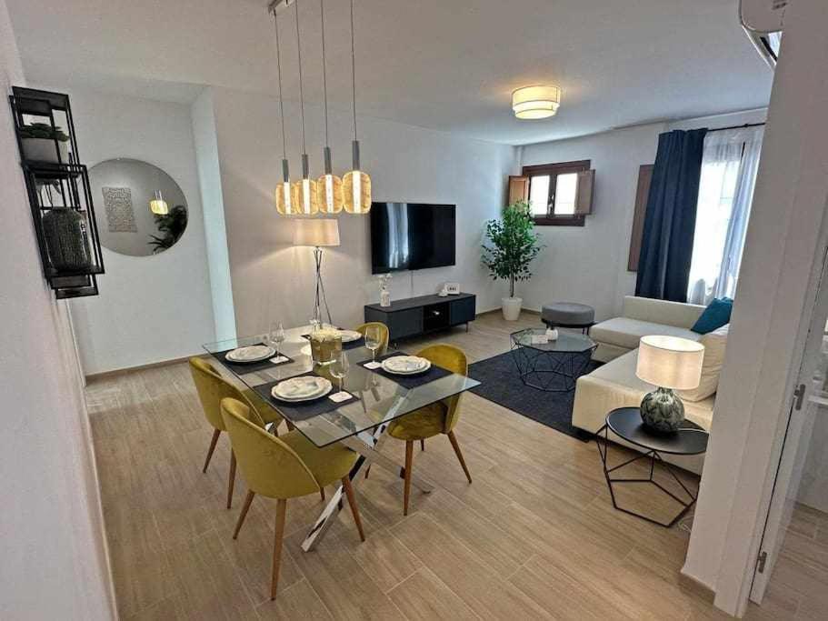 Xxii Apartamentos Morales&Arnal إِستيبونا المظهر الخارجي الصورة